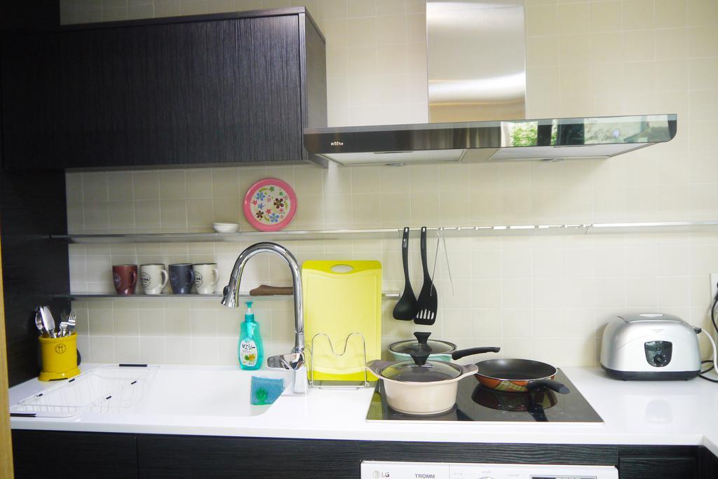 Guest house Lee & No Hongdae Seoul