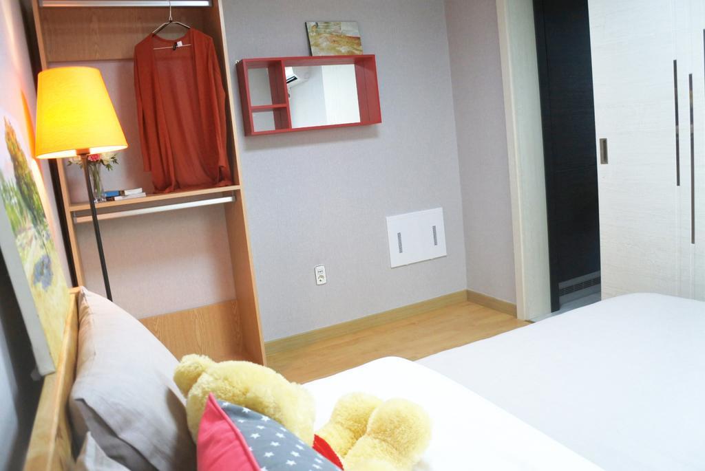 Guest house Lee & No Hongdae Seoul