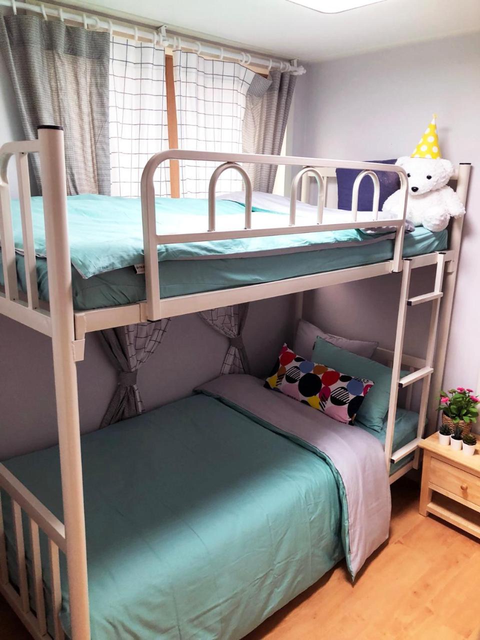 Lee & No Hongdae Guest house Seoul